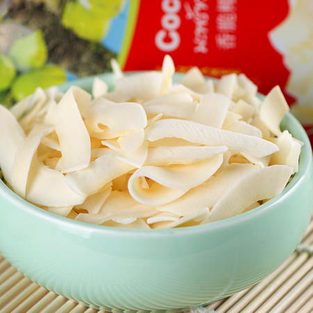 金啦哩香脆椰子片40g泰國(guó)進(jìn)口純椰肉濃香烤椰片特產(chǎn)休閑零食品不甜不膩人